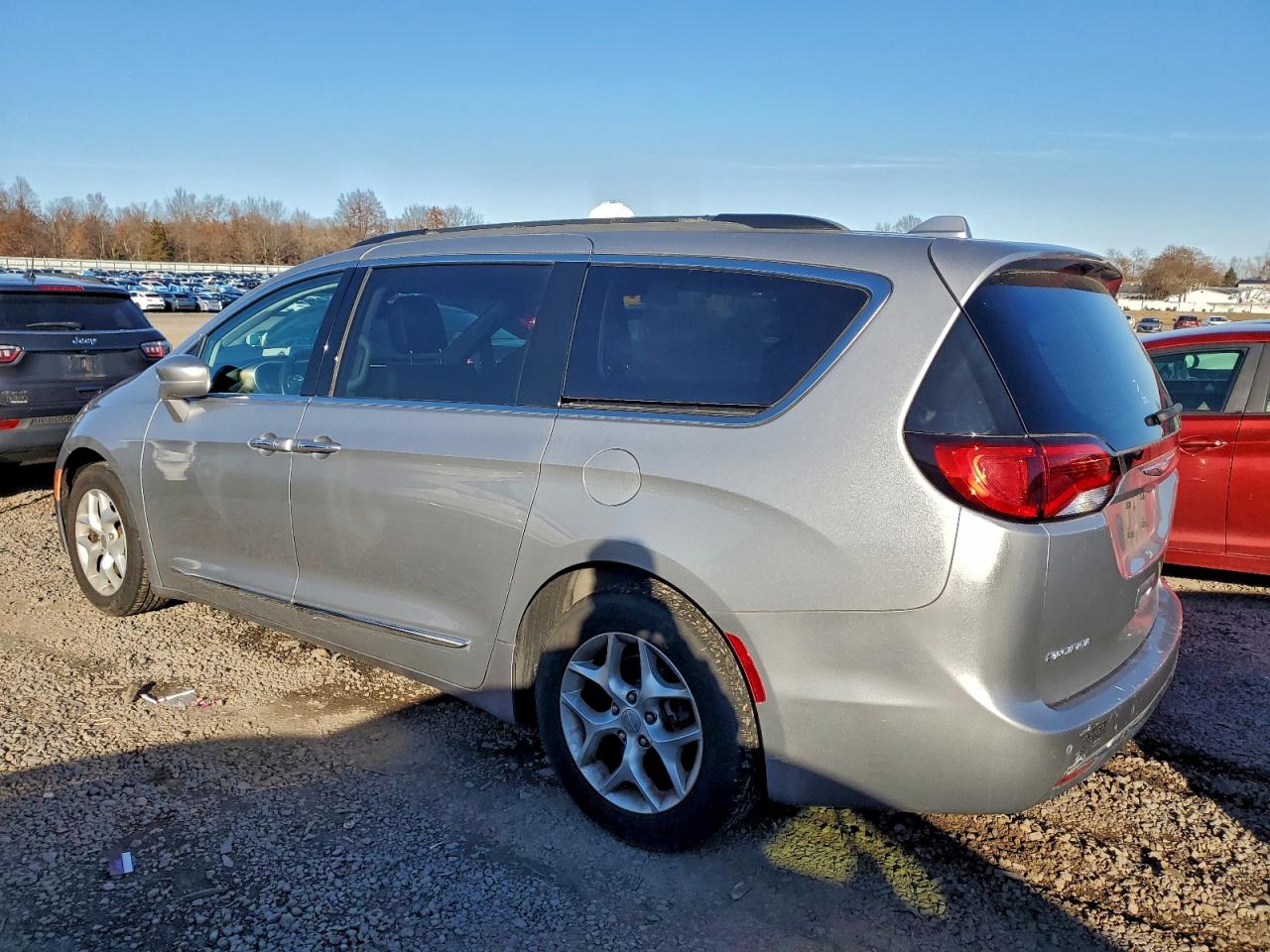 2017 CHRYSLER PACIFICA TOURING L — снимка 2
