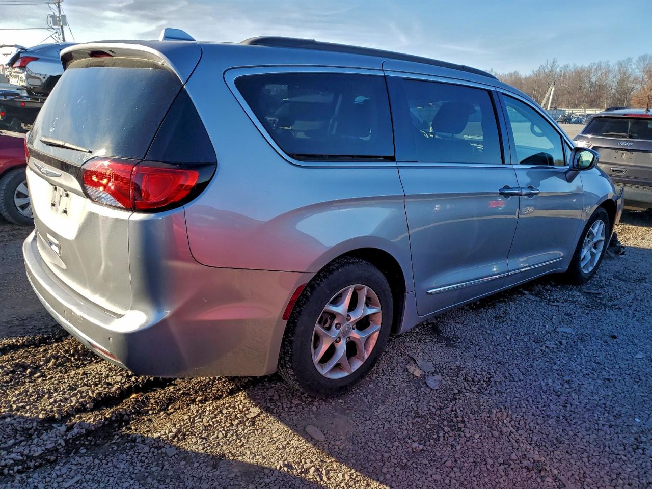 2017 CHRYSLER PACIFICA TOURING L — снимка 3