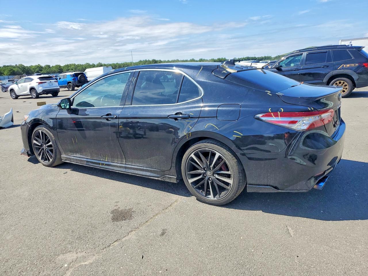 2019 TOYOTA CAMRY XSE — снимка 2