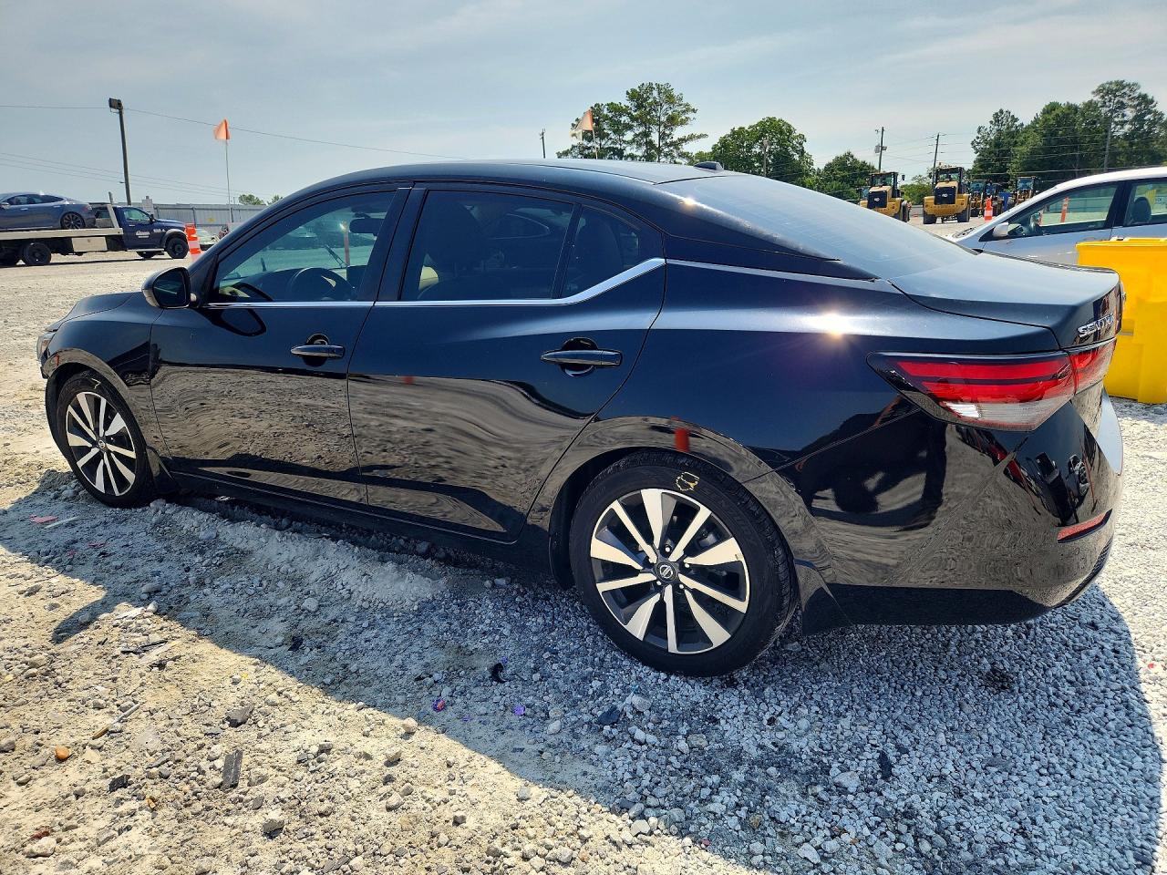 2021 NISSAN SENTRA SV — снимка 2