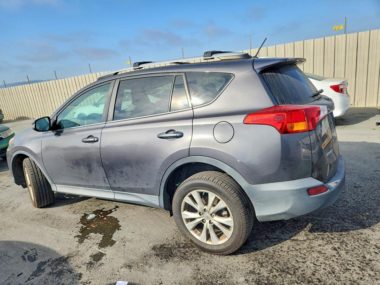 2015 TOYOTA RAV4 LIMITED — снимка 2