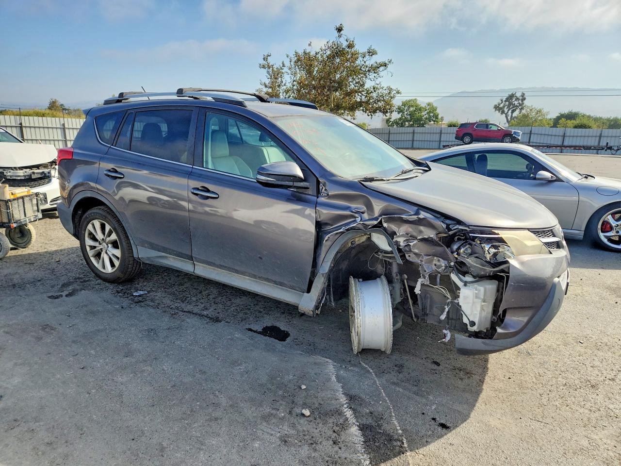 2015 TOYOTA RAV4 LIMITED — снимка 4