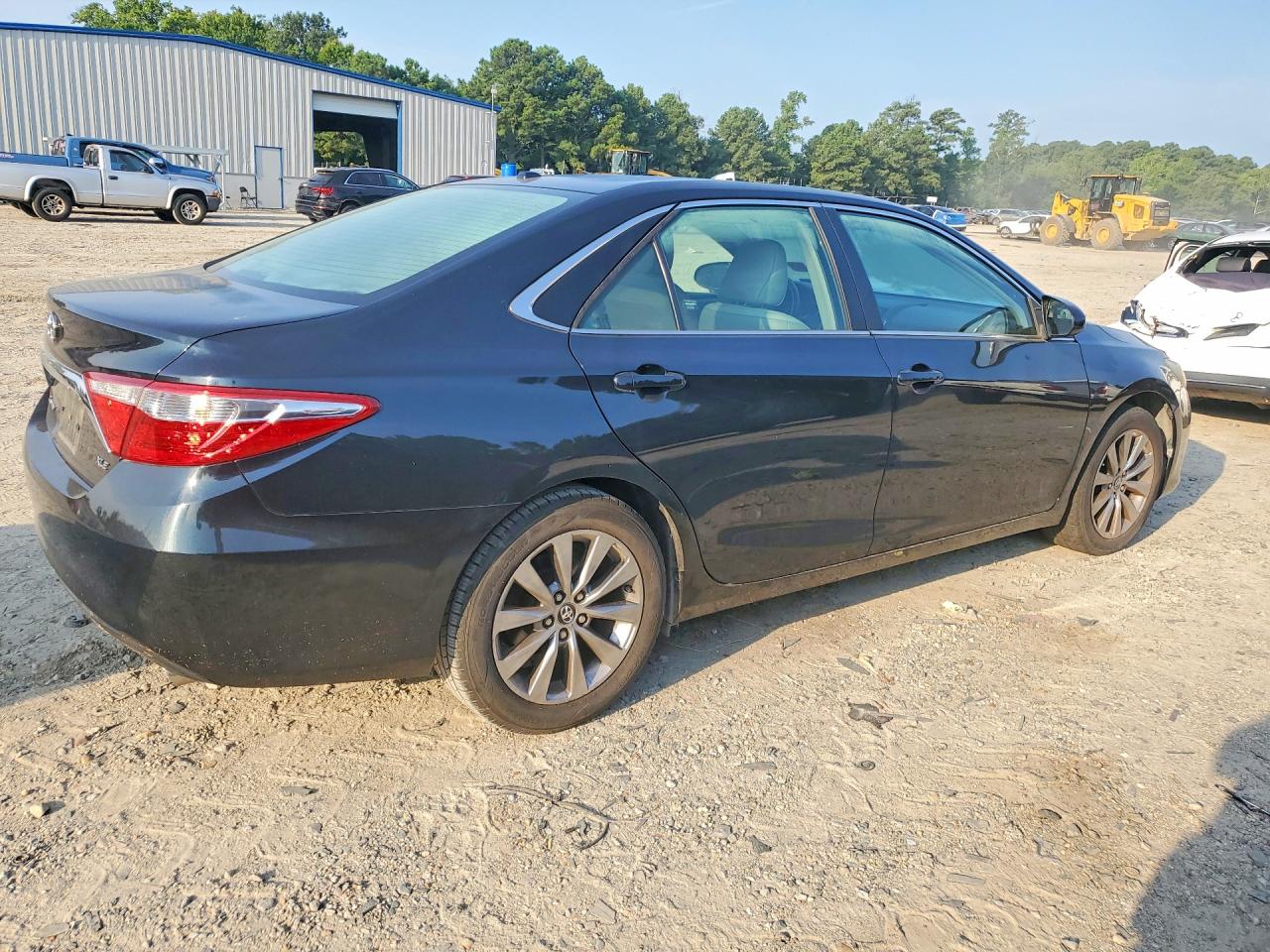 2017 TOYOTA CAMRY XLE — снимка 3