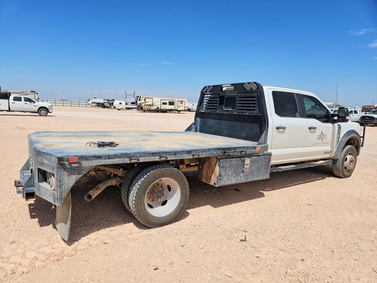 2023 FORD F550 — снимка 3