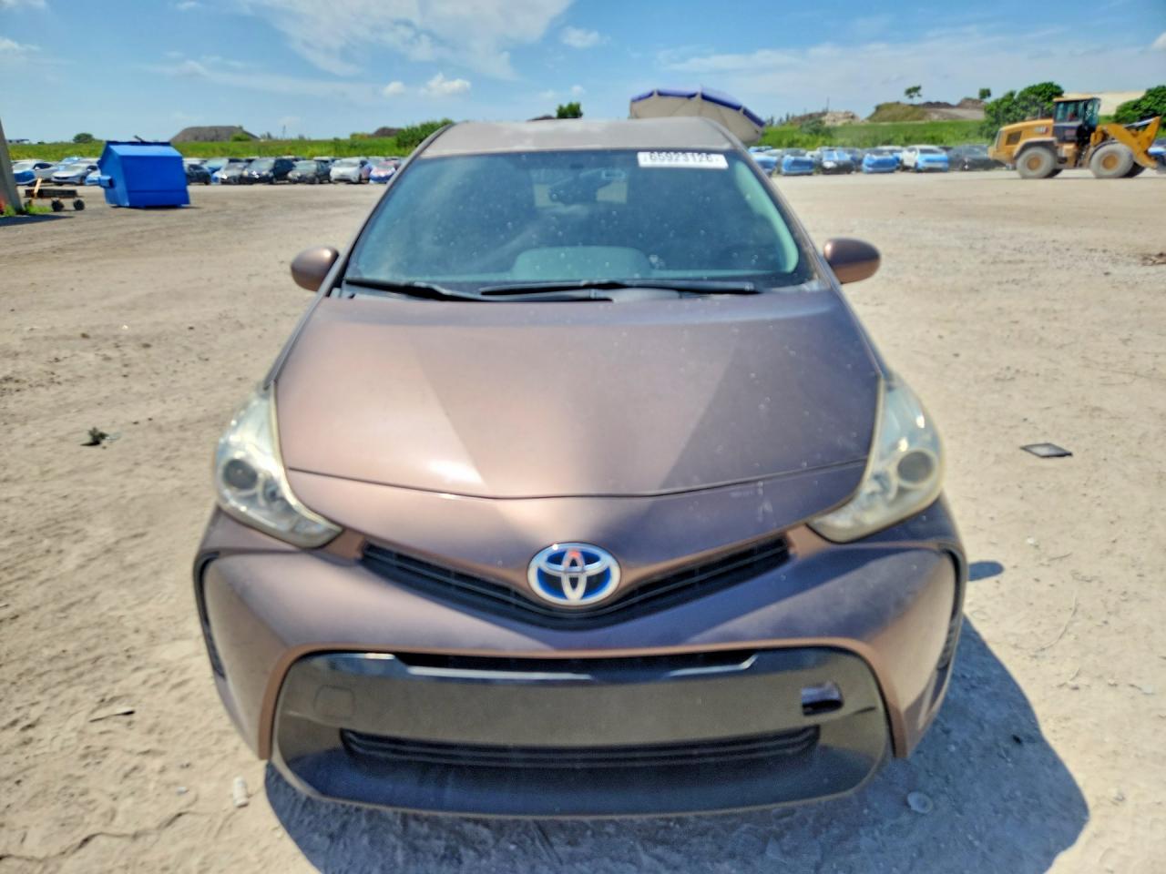 2017 TOYOTA PRIUS V TWO — снимка 5