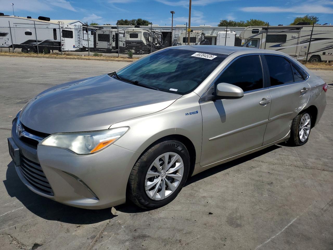 2017 TOYOTA CAMRY HYBRID LE
