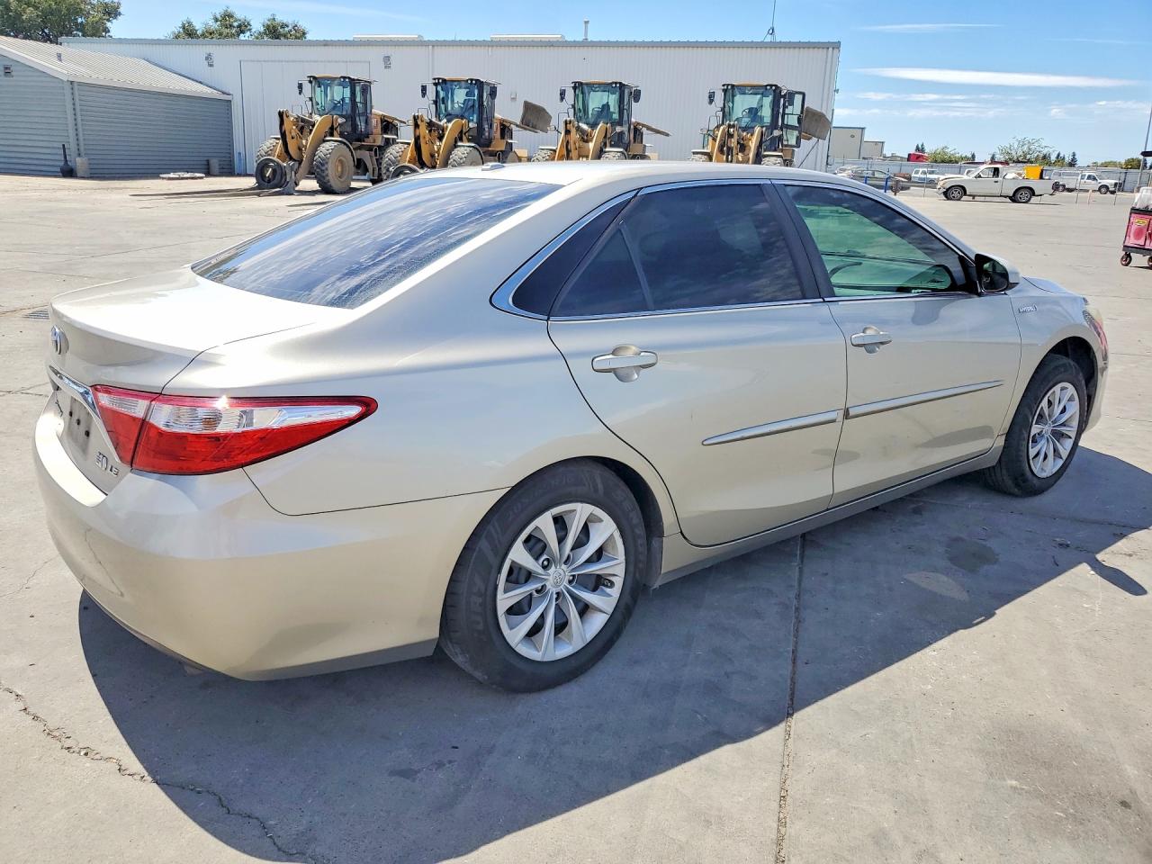 2017 TOYOTA CAMRY HYBRID LE — снимка 3