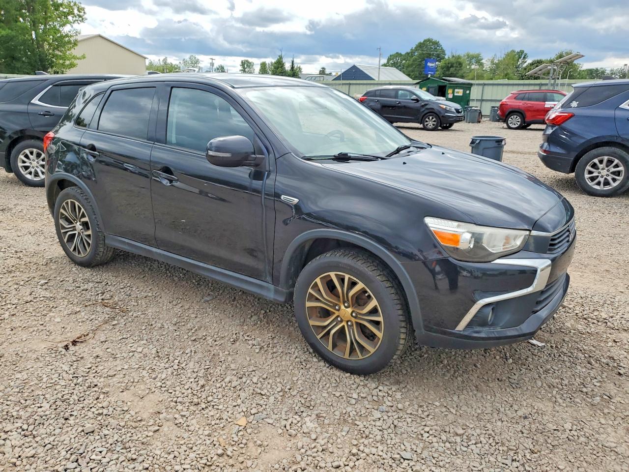 2017 MITSUBISHI OUTLANDER SPORT ES — снимка 4