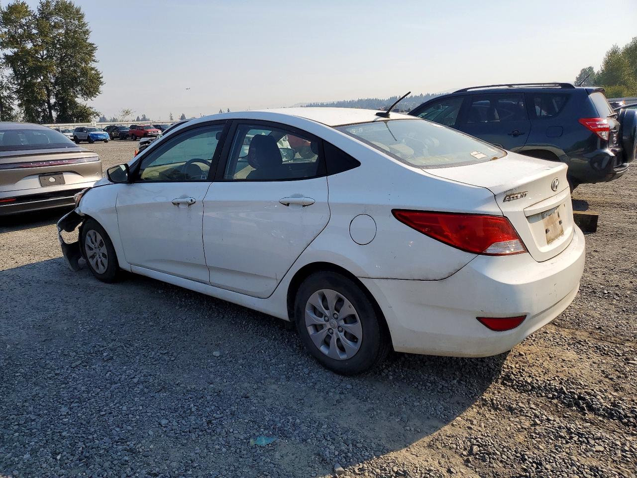 2016 HYUNDAI ACCENT SE — снимка 2