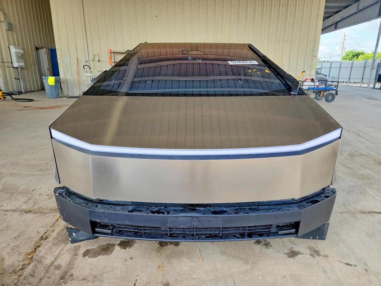 2026 TESLA CYBERTRUCK — снимка 5