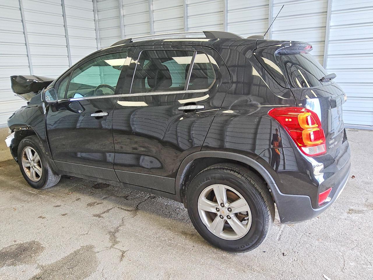 2020 CHEVROLET TRAX 1LT — снимка 2