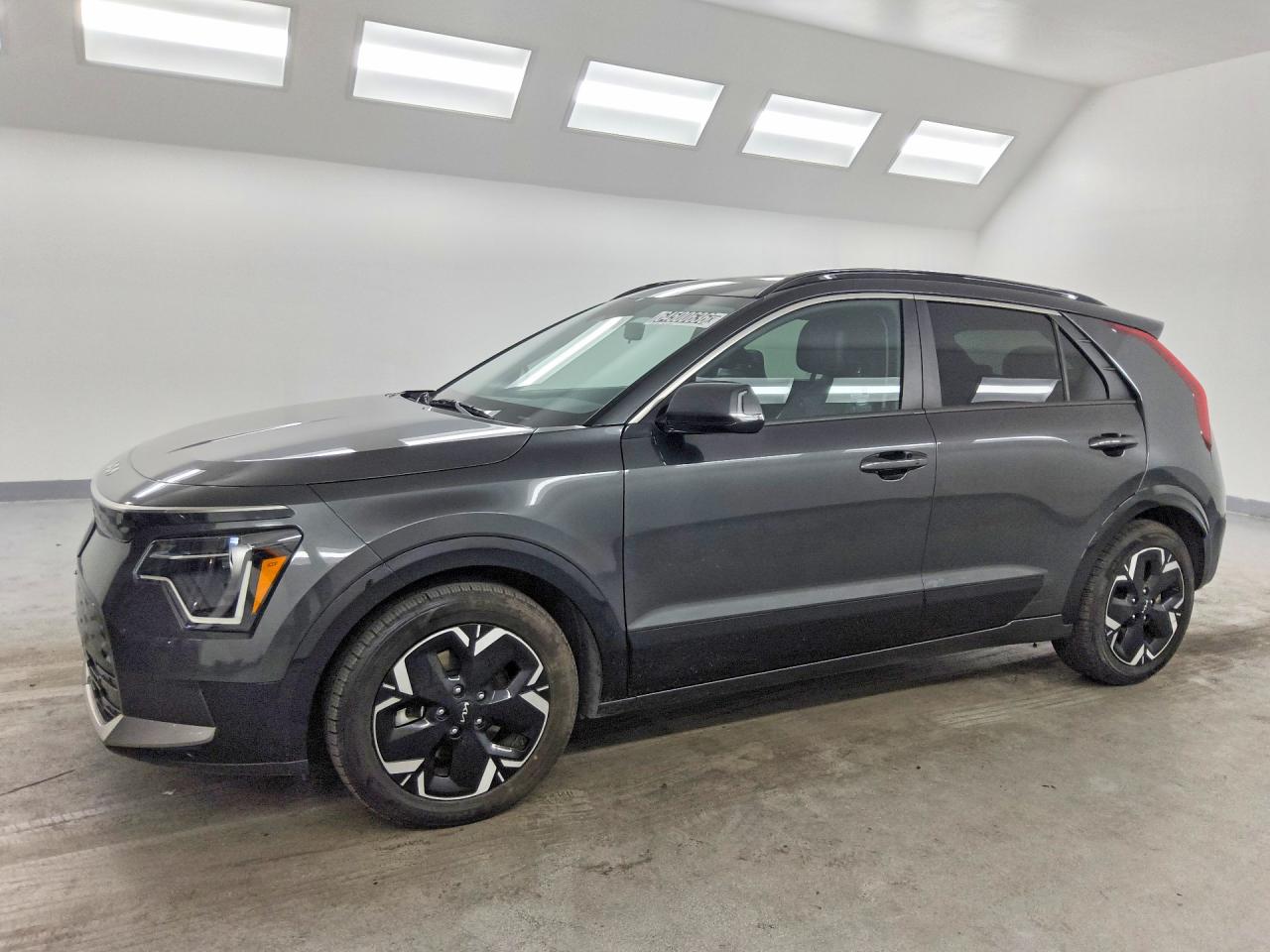 2023 KIA NIRO WIND
