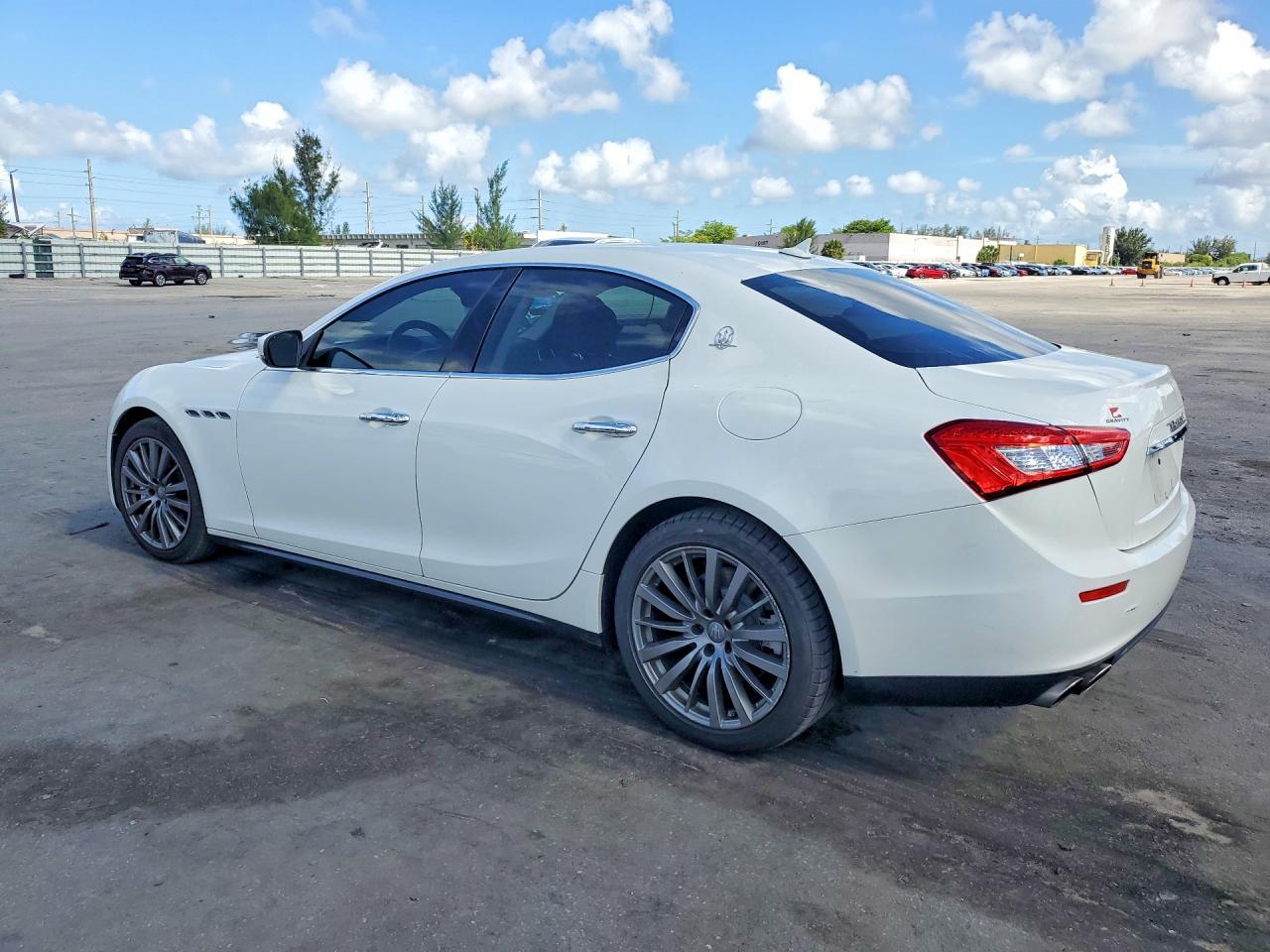 2017 MASERATI GHIBLI — снимка 2