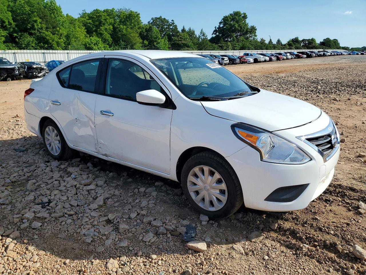 2018 NISSAN VERSA SV — снимка 4