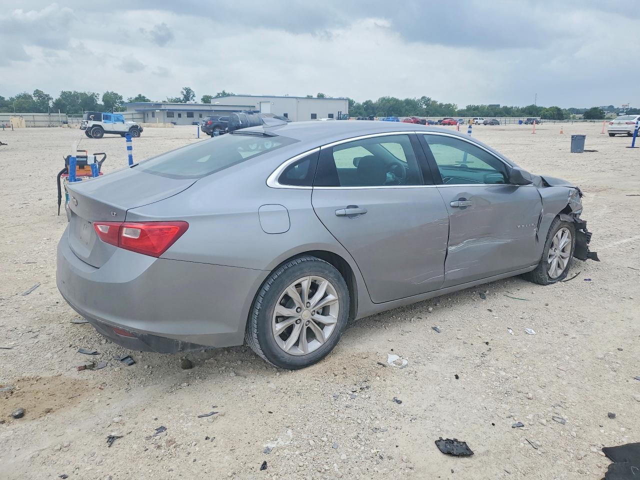 2023 CHEVROLET MALIBU LT — снимка 3