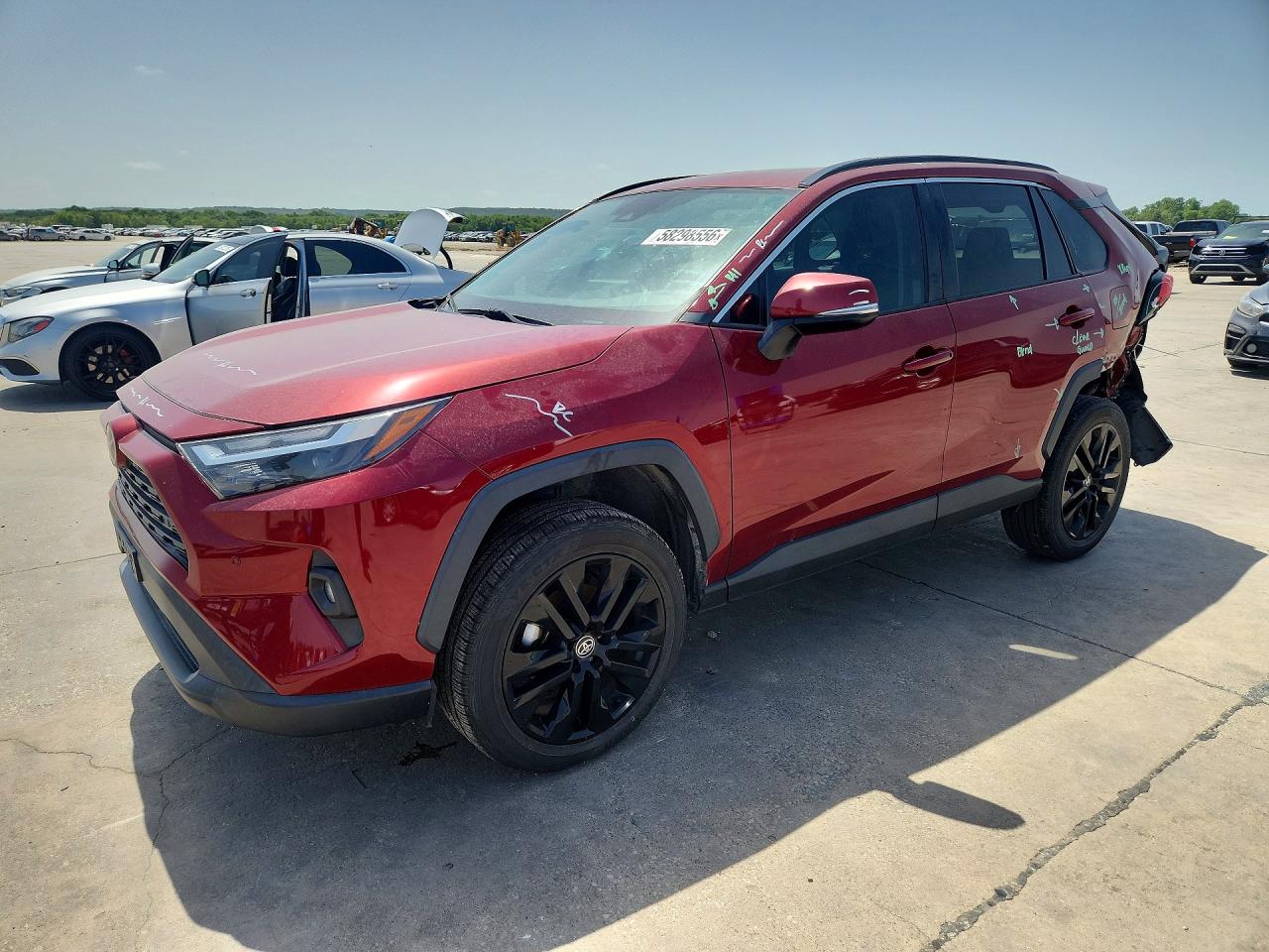 2022 TOYOTA RAV4 XLE PREMIUM