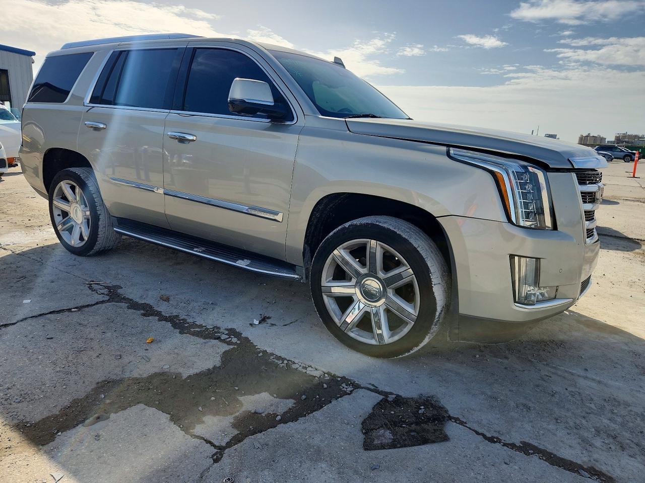 2016 CADILLAC ESCALADE LUXURY — снимка 4