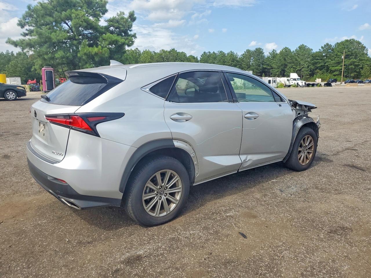 2018 LEXUS NX 300 BASE — снимка 3