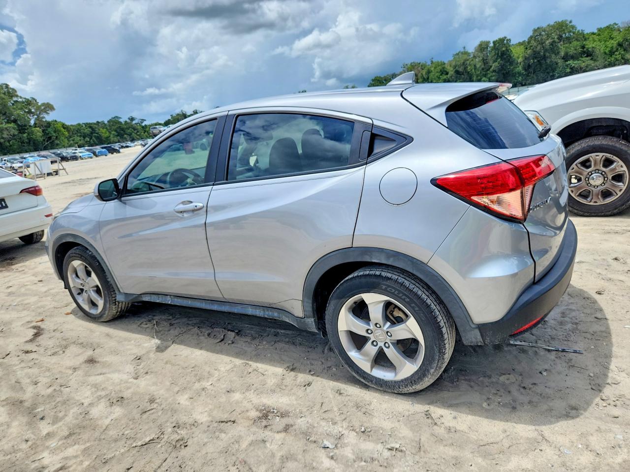 2017 HONDA HR-V LX — снимка 2