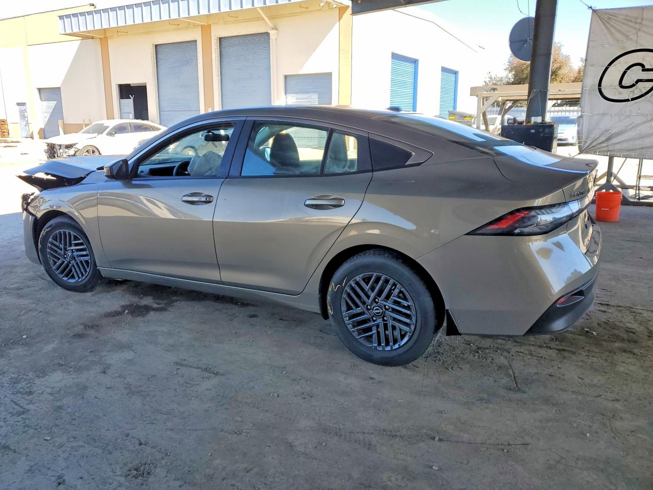 2026 NISSAN SENTRA SV — снимка 2