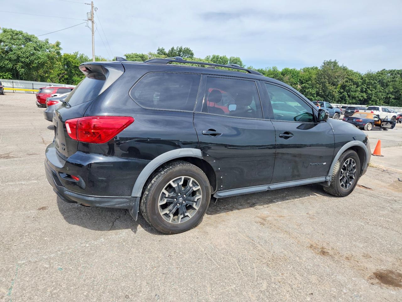 2019 NISSAN PATHFINDER SV — снимка 3