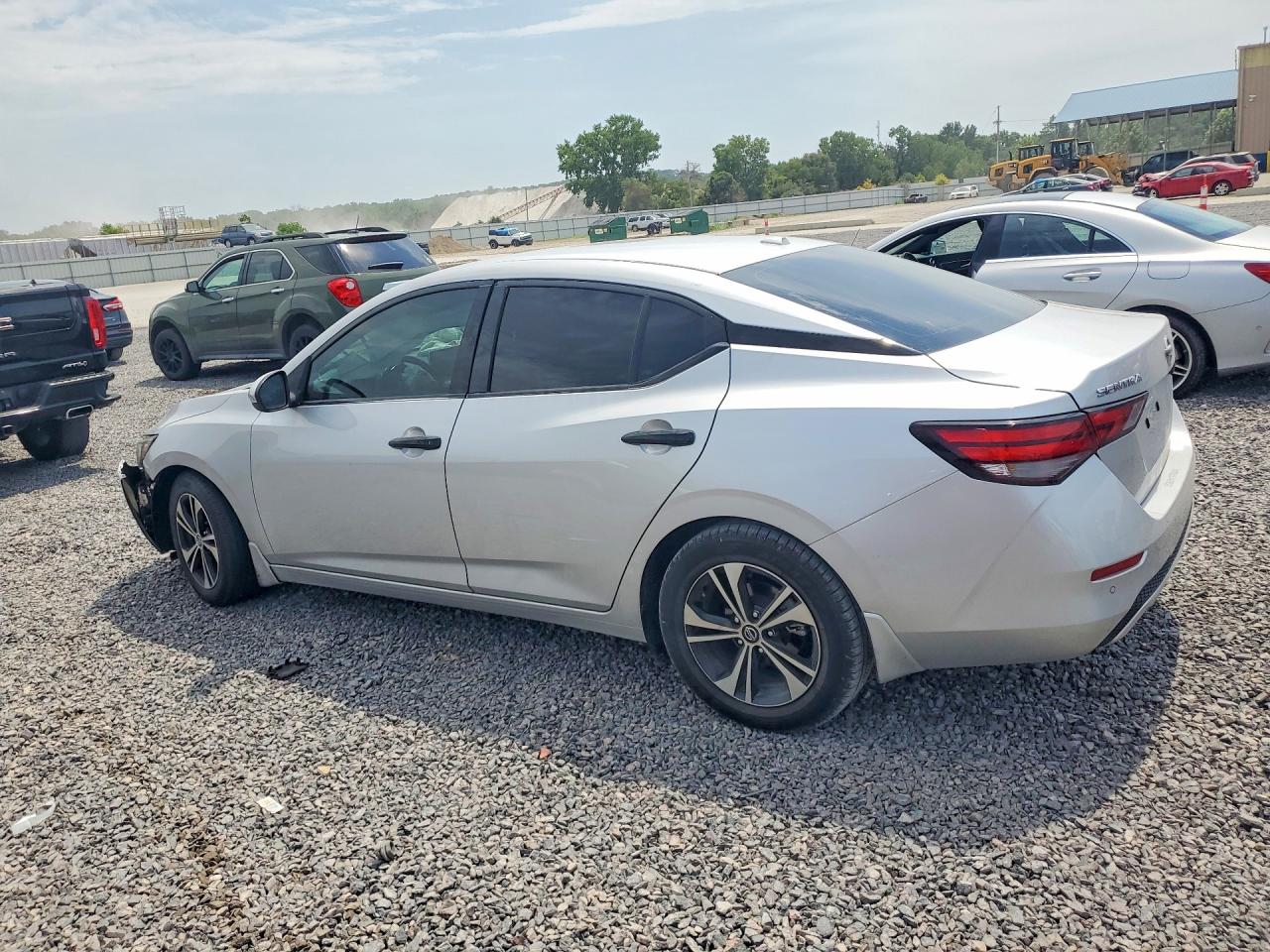 2021 NISSAN SENTRA SV — снимка 2
