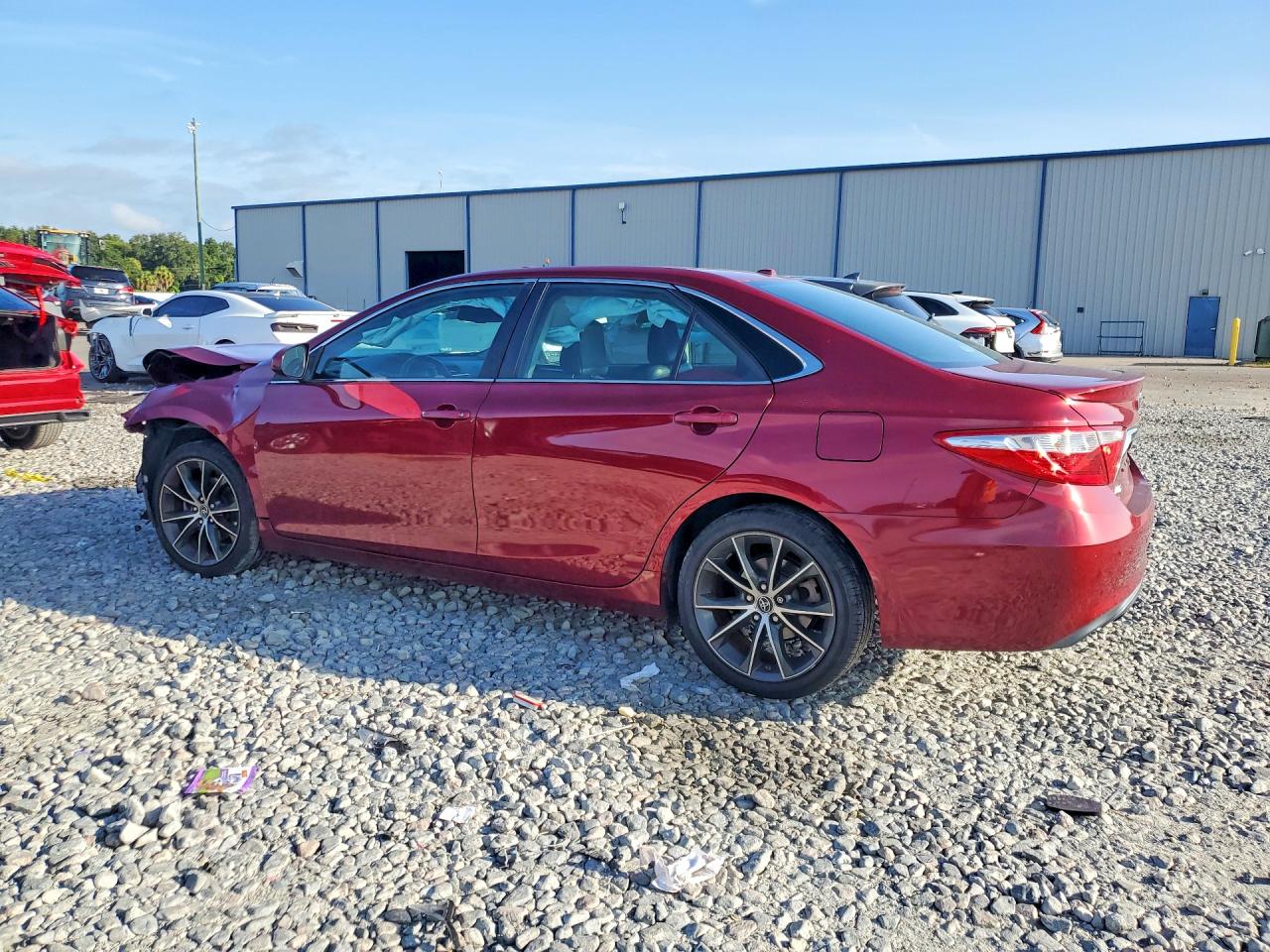 2017 TOYOTA CAMRY XSE — снимка 2