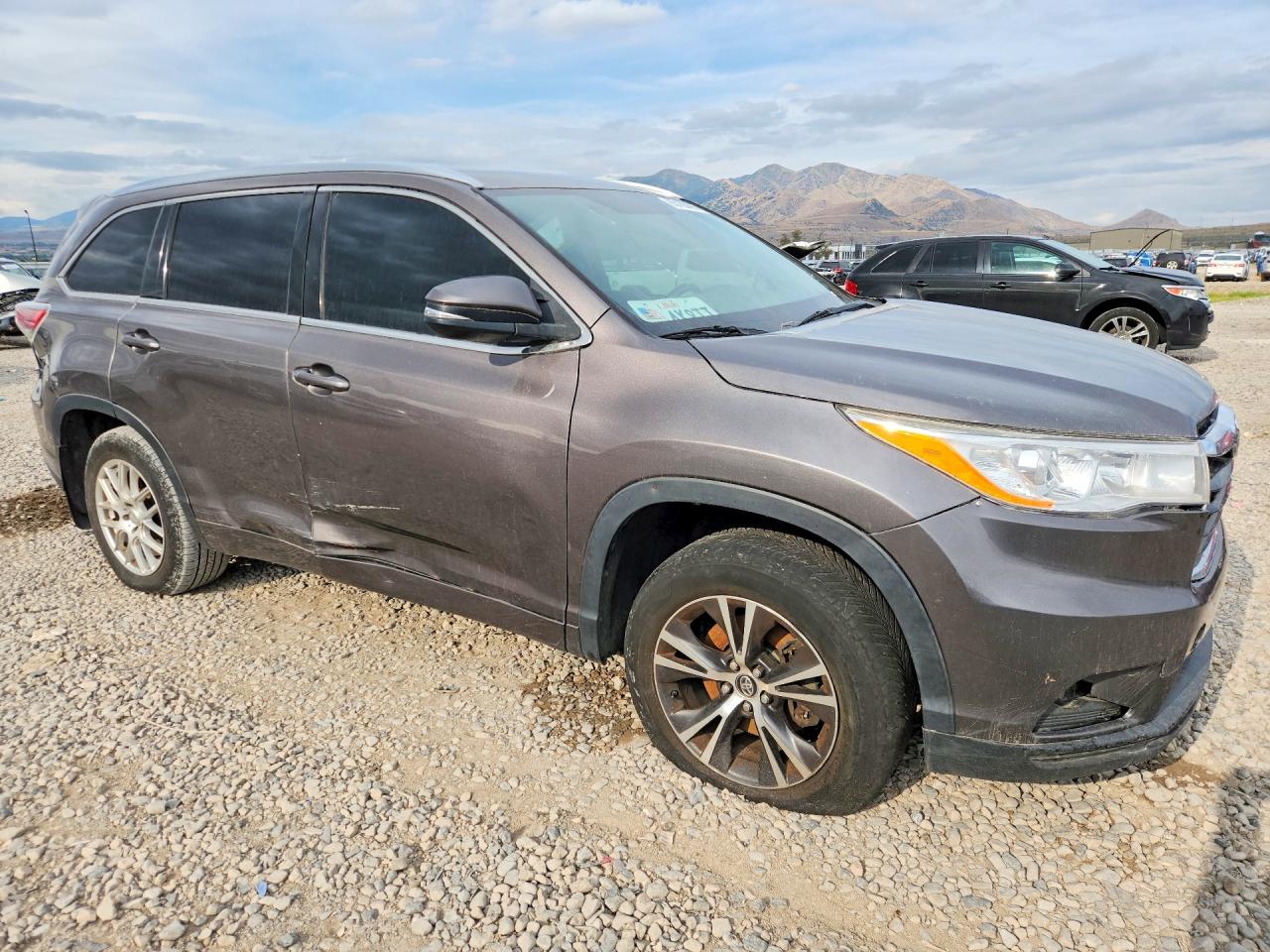 2016 TOYOTA HIGHLANDER XLE — снимка 4