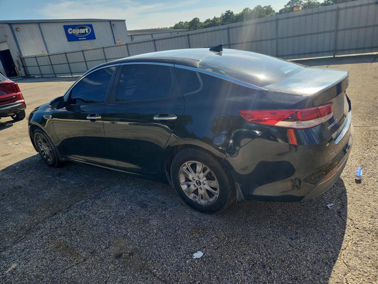 2017 KIA OPTIMA LX — снимка 2