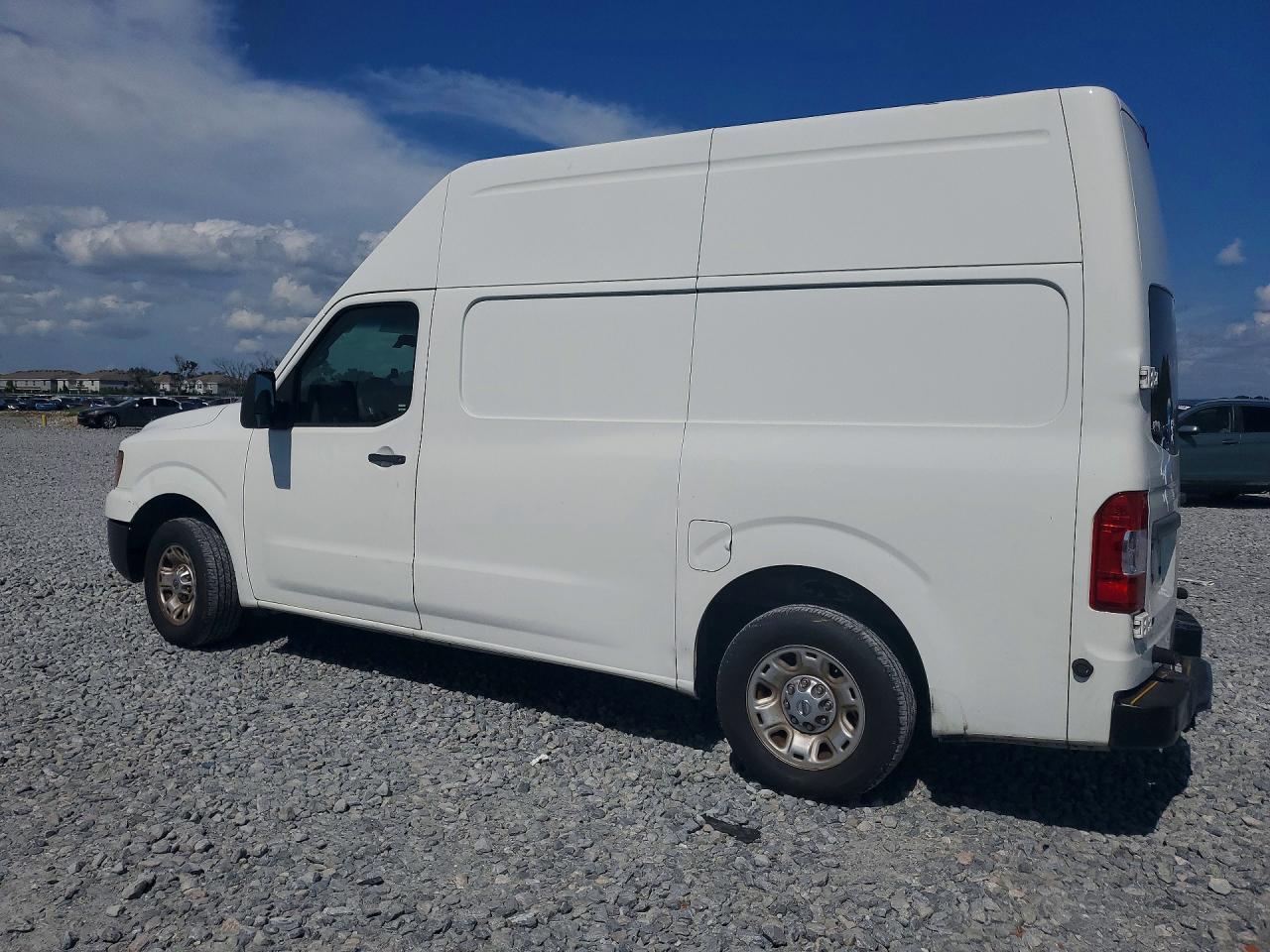 2016 NISSAN NV2500 — снимка 2