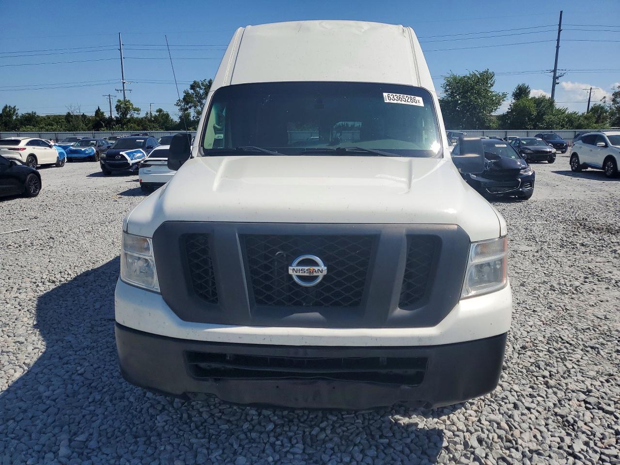 2016 NISSAN NV2500 — снимка 5