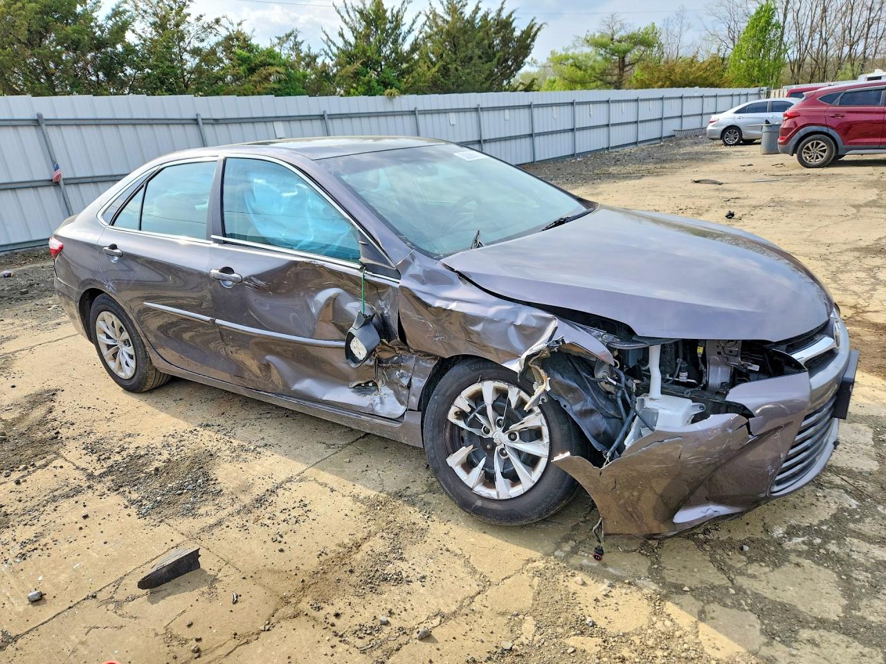 2016 TOYOTA CAMRY LE — снимка 4