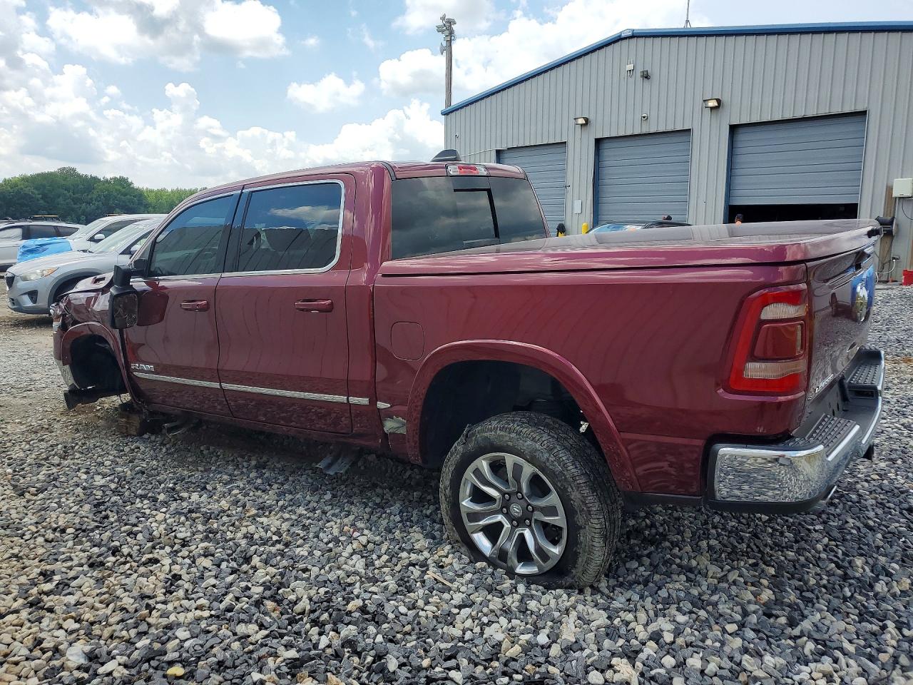 2023 RAM 1500 LIMITED — снимка 2