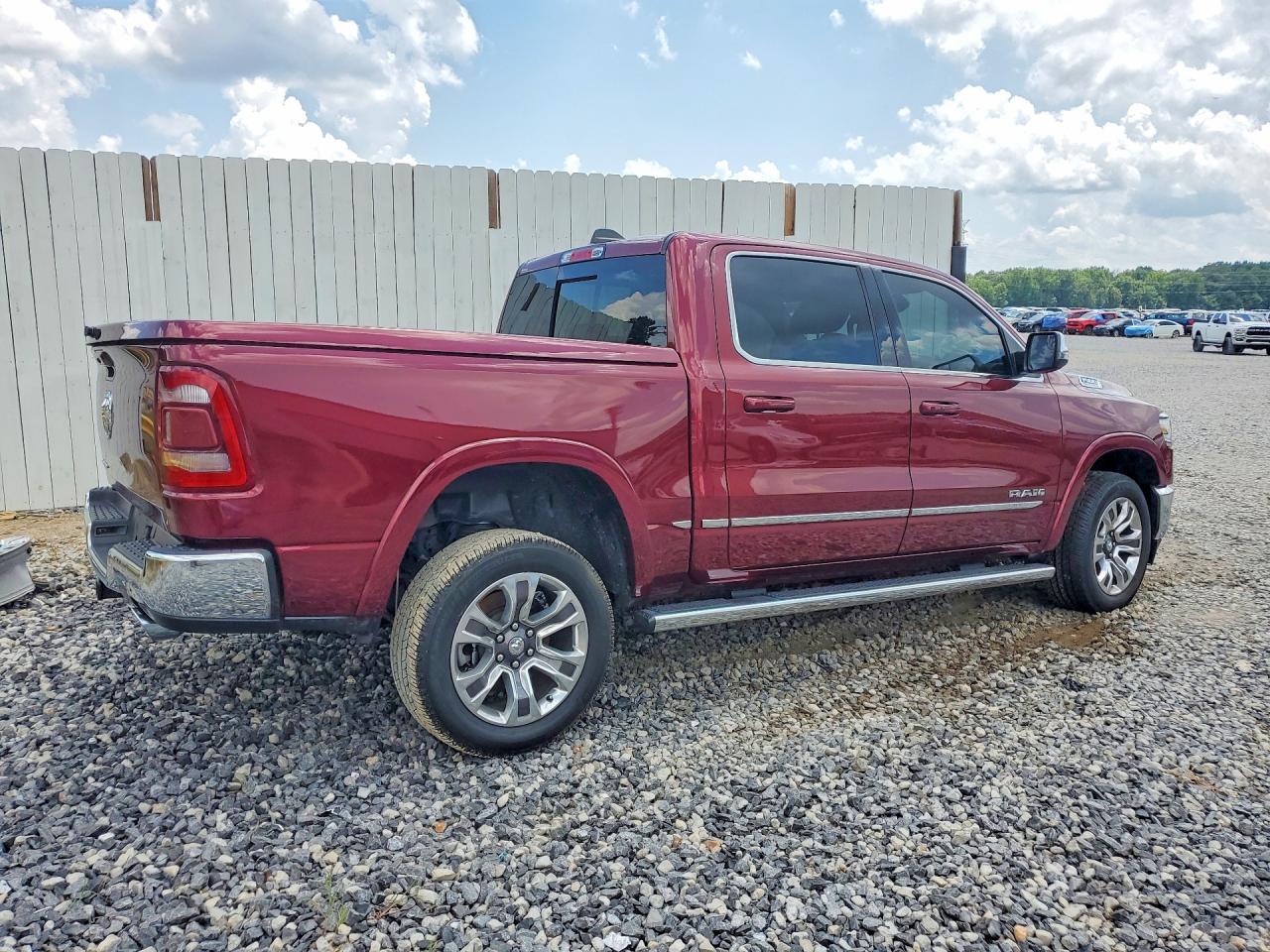 2023 RAM 1500 LIMITED — снимка 3