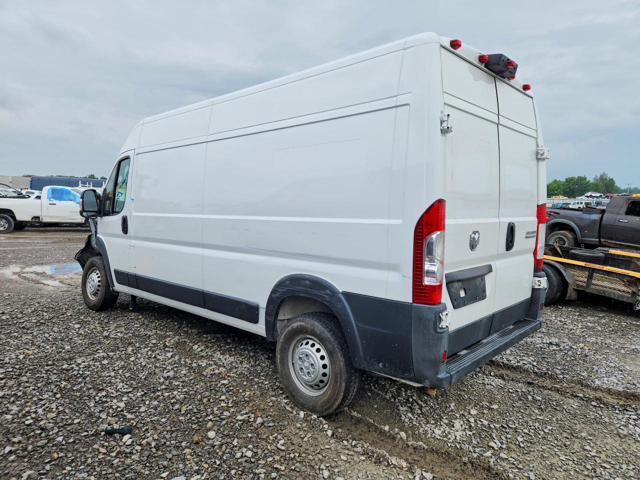 2026 RAM PROMASTER 3500 — photo 2