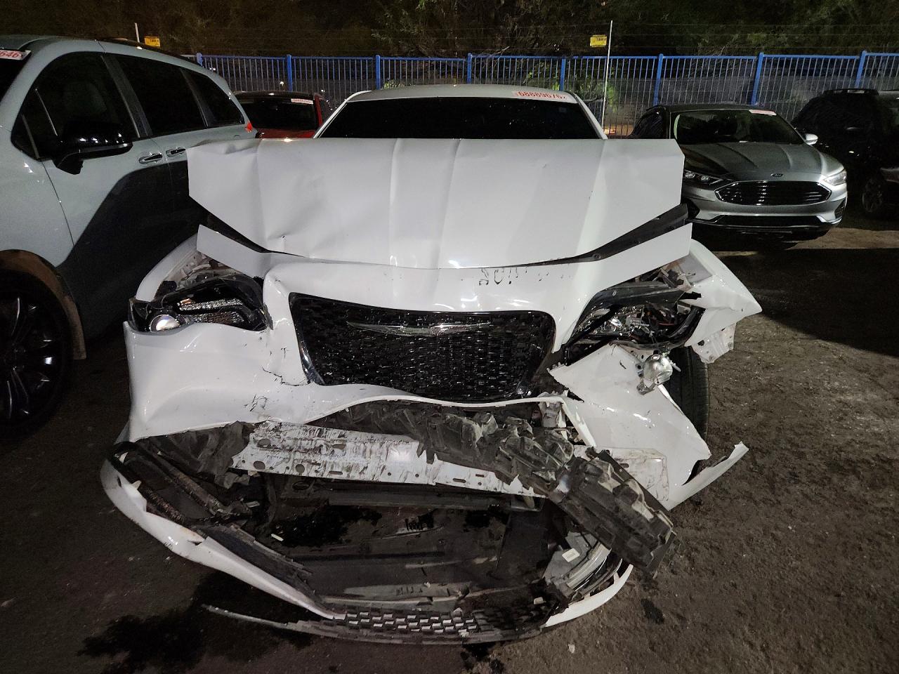 2019 CHRYSLER 300 S — снимка 5