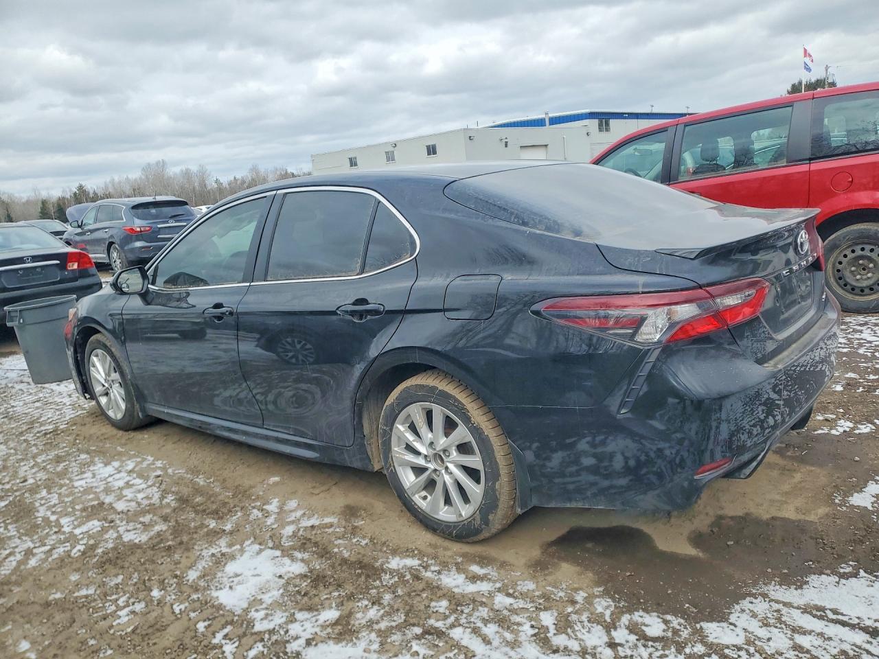 2023 TOYOTA CAMRY SE — снимка 2