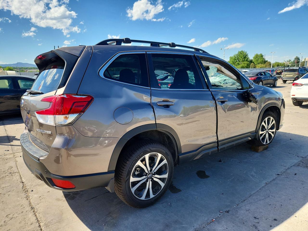 2022 SUBARU FORESTER LIMITED — снимка 3