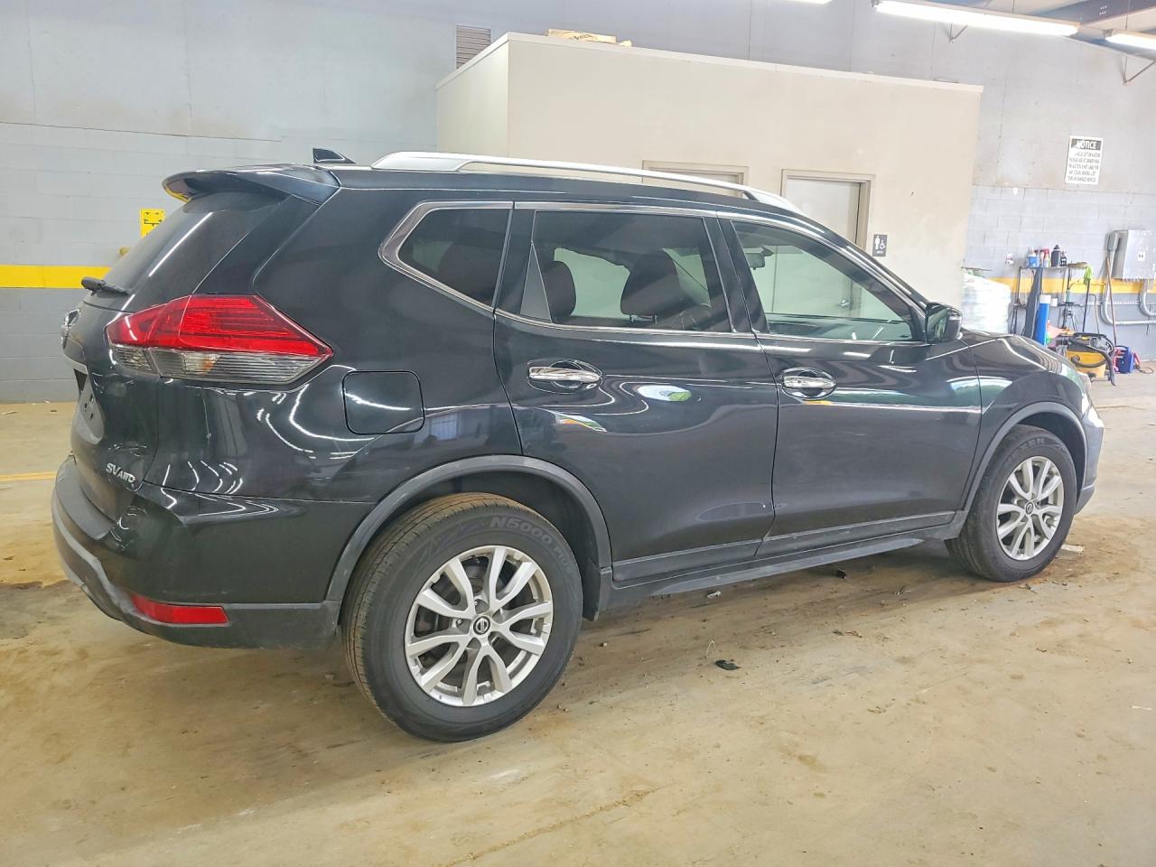 2017 NISSAN ROGUE SV — снимка 3
