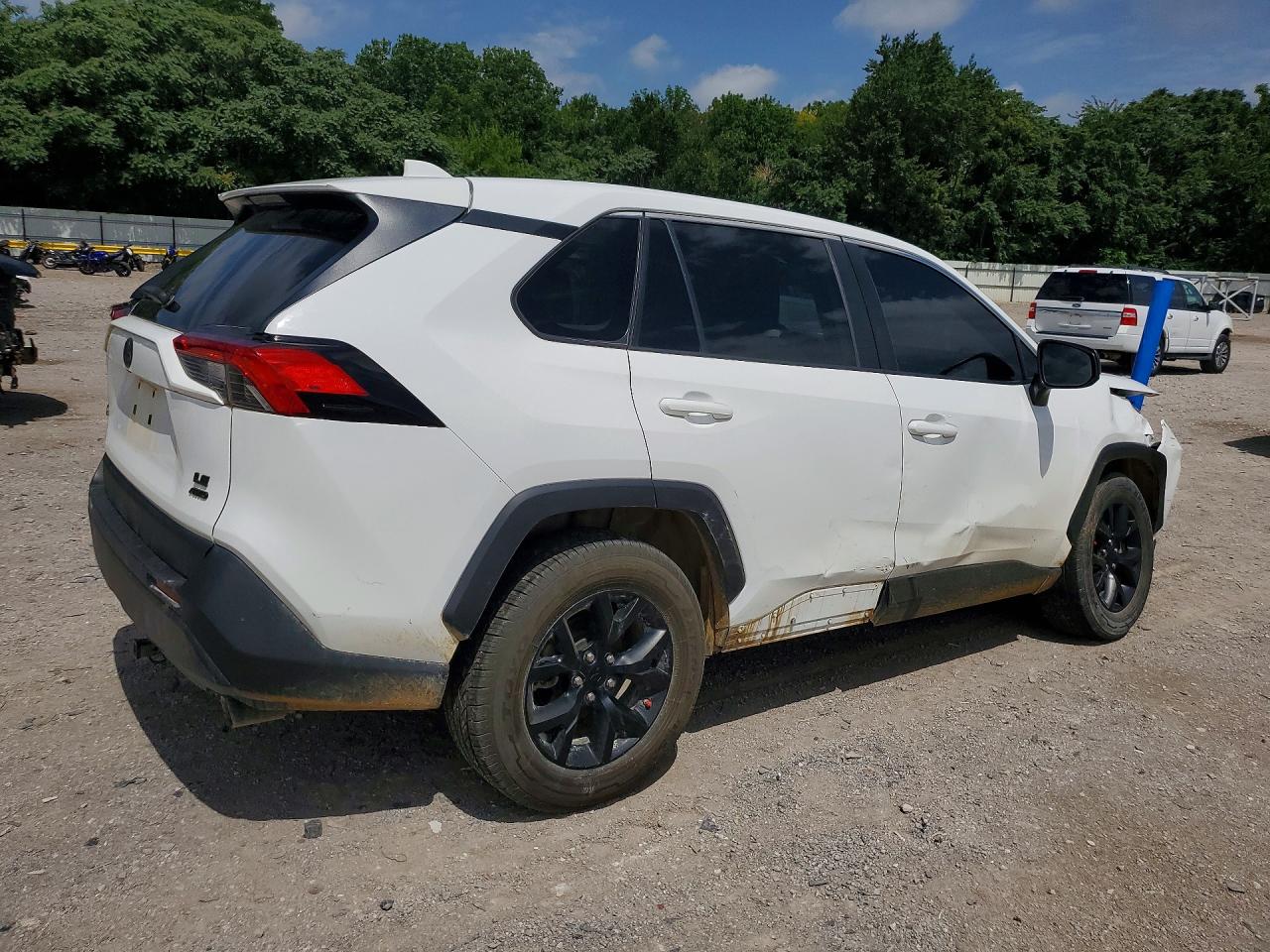 2022 TOYOTA RAV4 LE — снимка 3