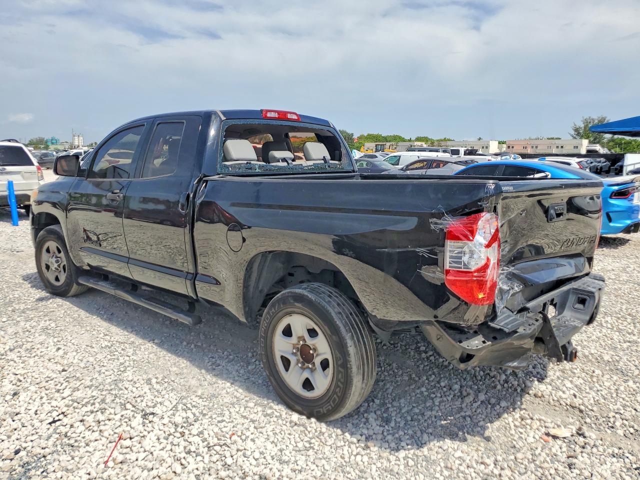 2017 TOYOTA TUNDRA SR — снимка 2