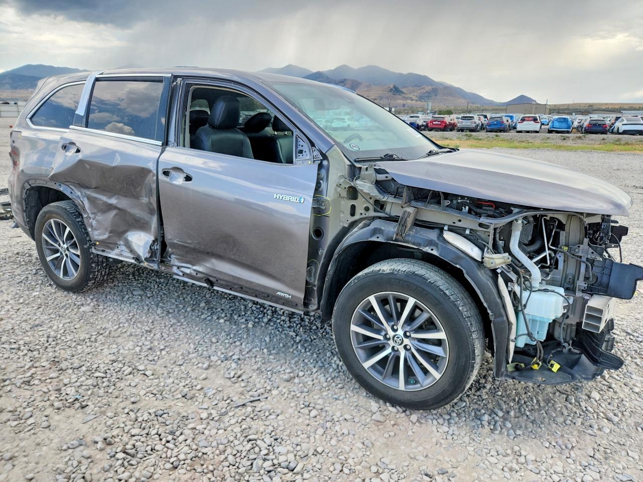 2018 TOYOTA HIGHLANDER HYBRID XLE — снимка 4