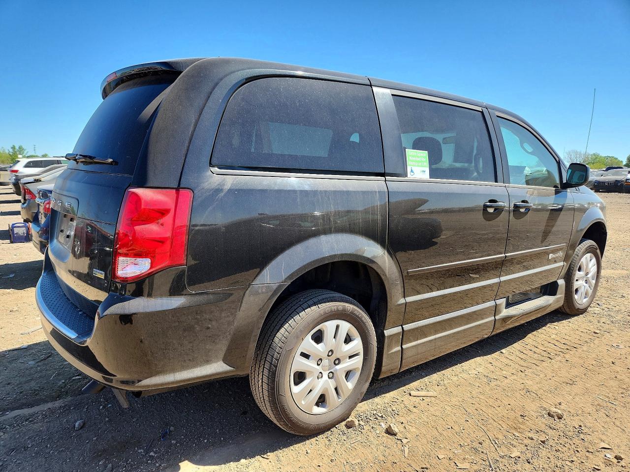 2015 DODGE GRAND CARAVAN SE — снимка 3