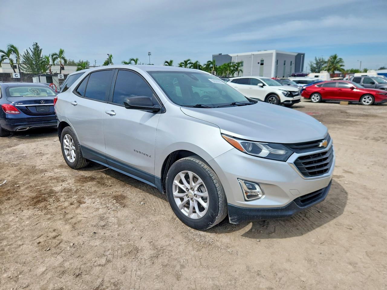 2020 CHEVROLET EQUINOX LS — снимка 4