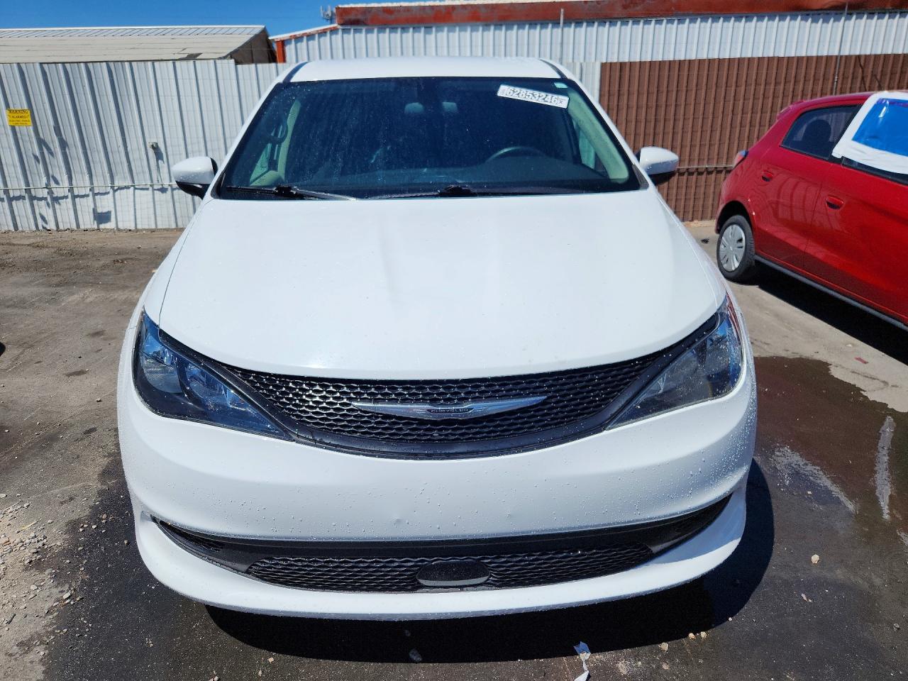 2022 CHRYSLER VOYAGER LX — снимка 5