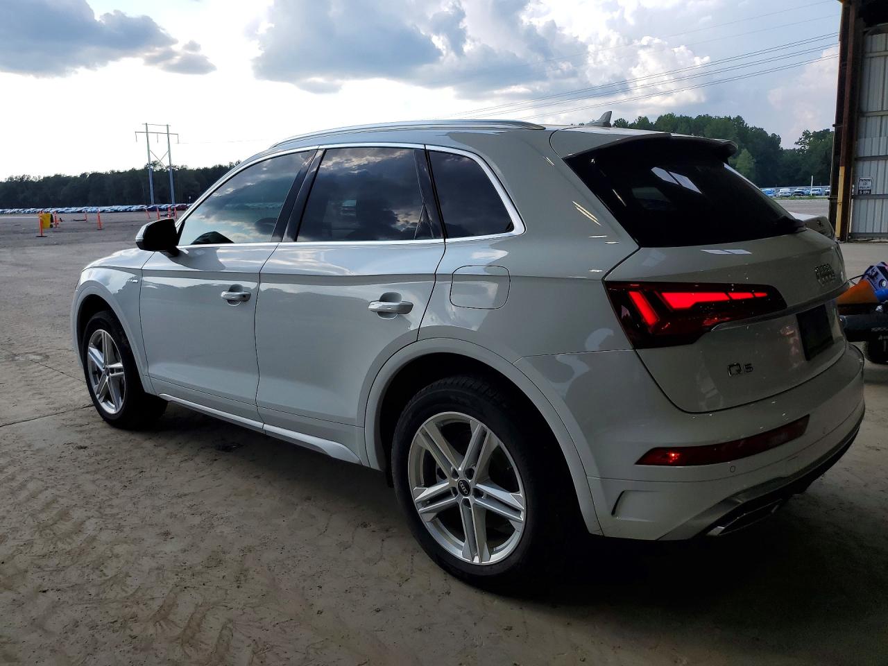 2021 AUDI Q5 E PREMIUM PLUS — снимка 2