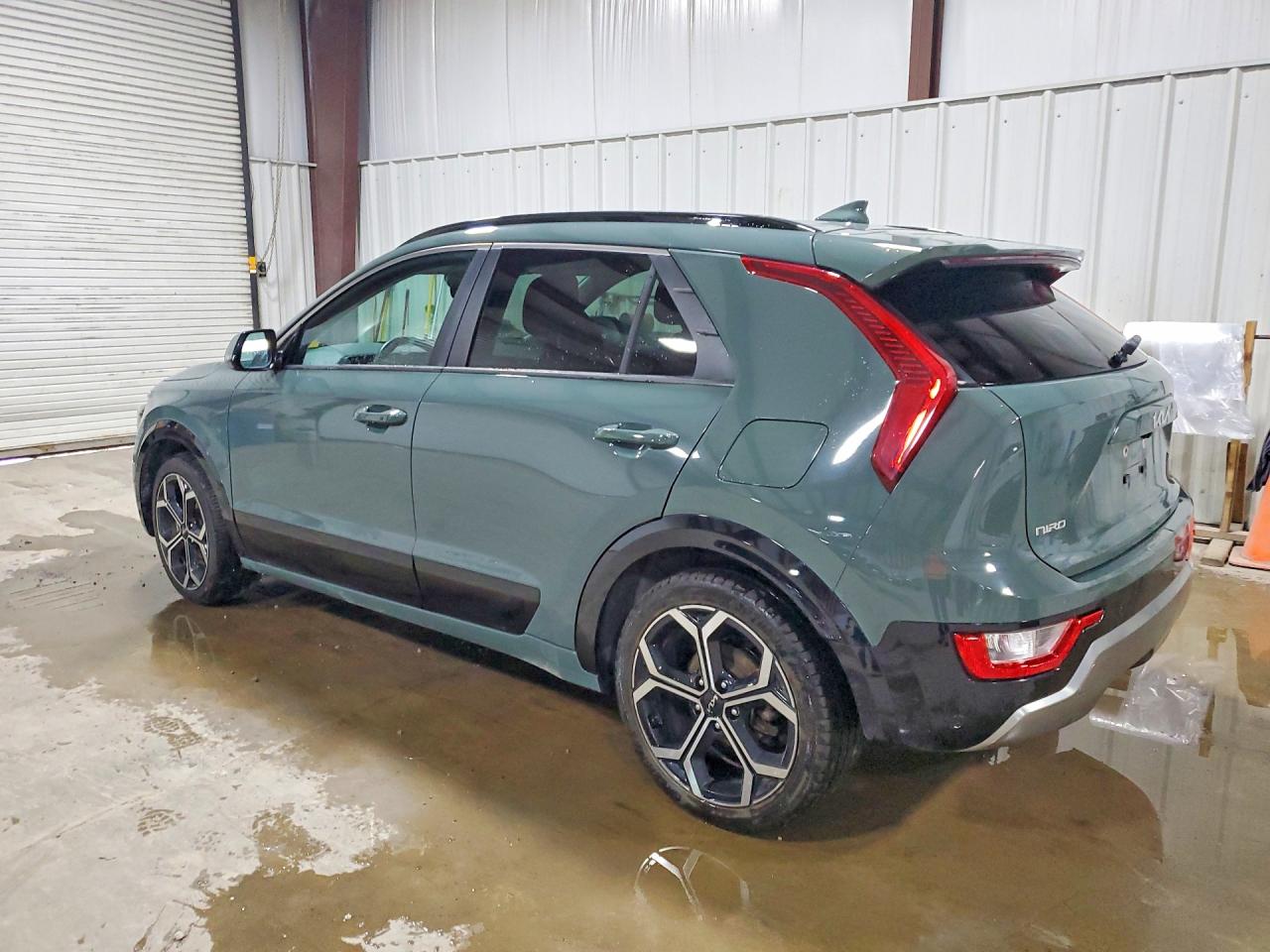 2023 KIA NIRO EX — снимка 2