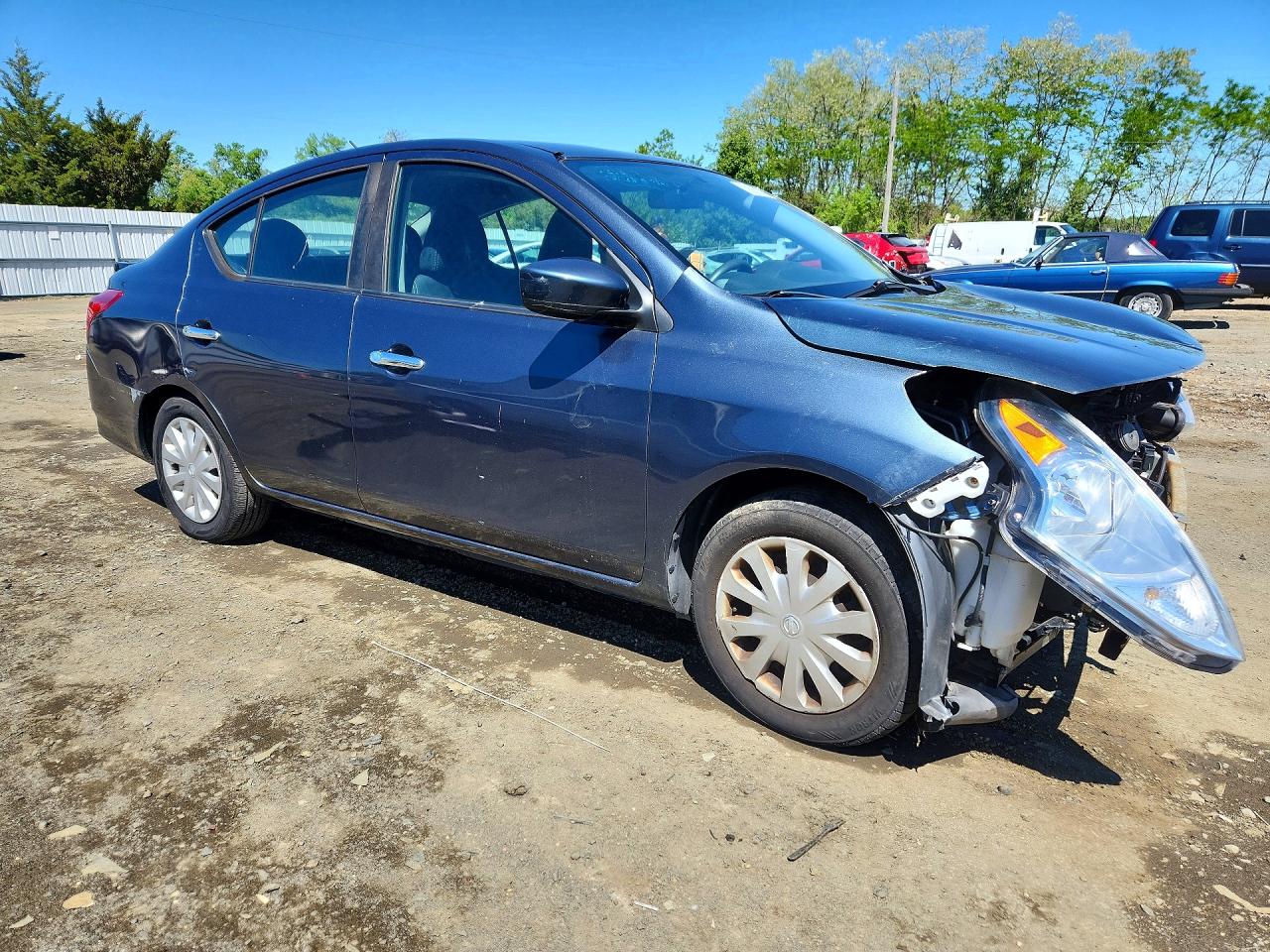 2017 NISSAN VERSA 1.6 SV — снимка 4