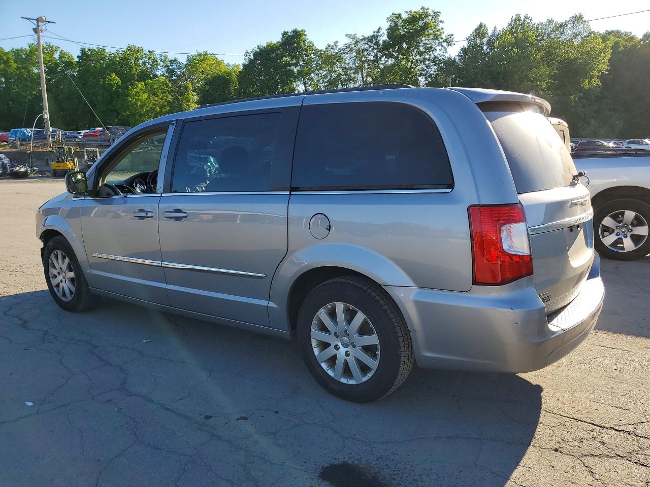 2016 CHRYSLER TOWN & COUNTRY TOURING — снимка 2