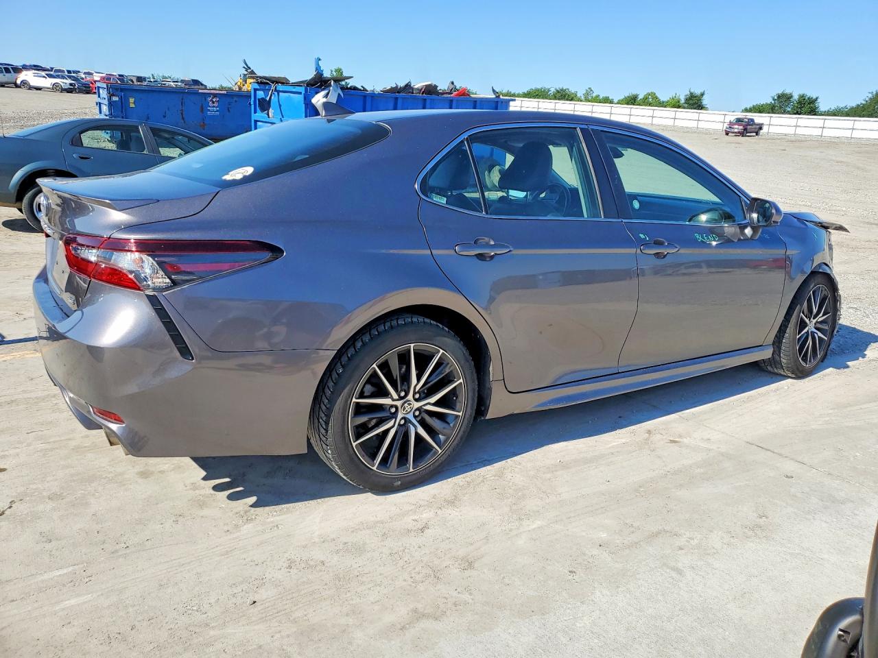 2021 TOYOTA CAMRY SE — снимка 3